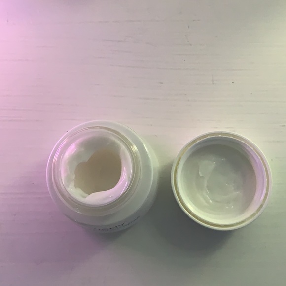 Brand new Vichy laboratories bundle. - Picture 7 of 9